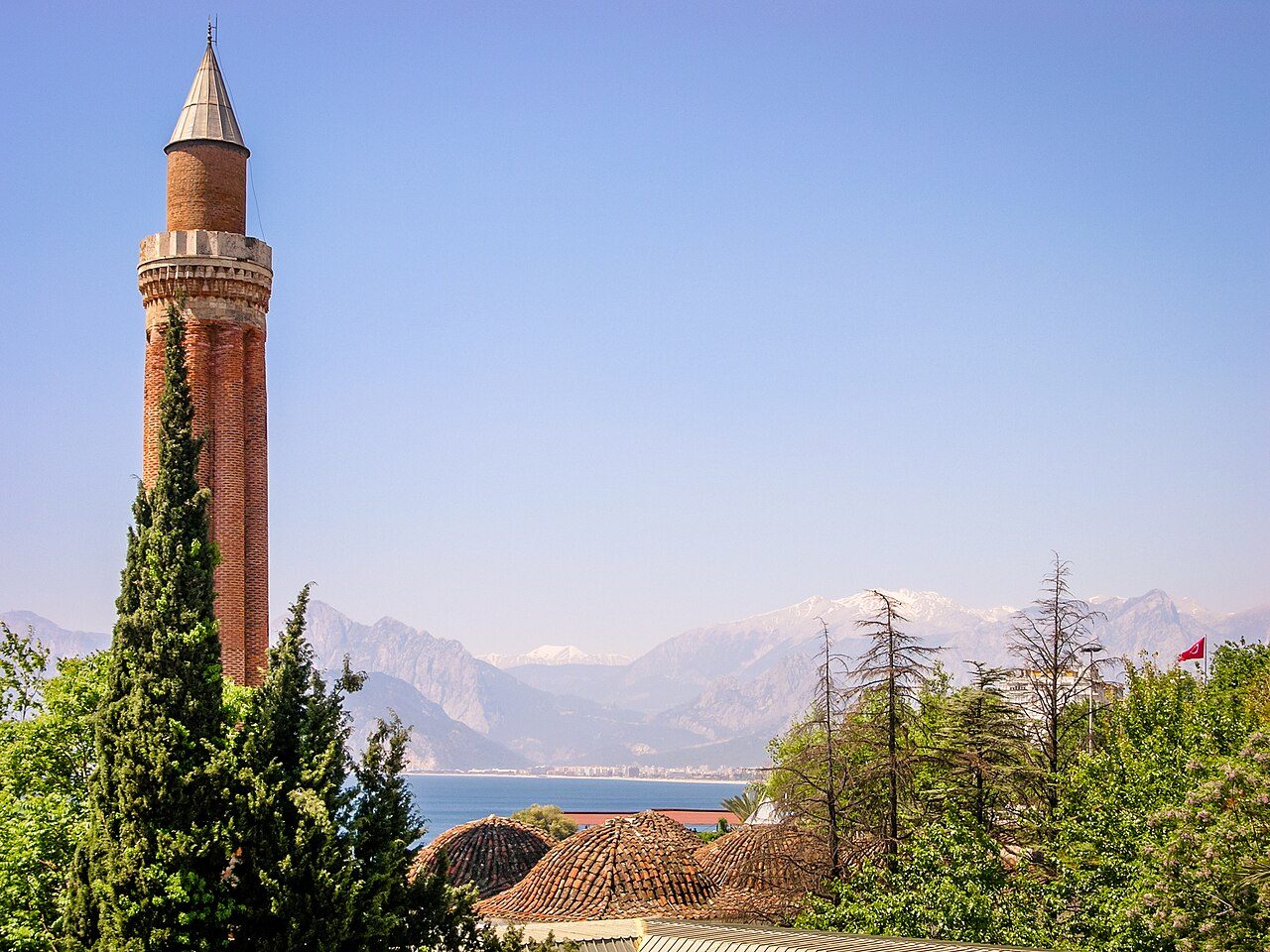 Yivli Minaret