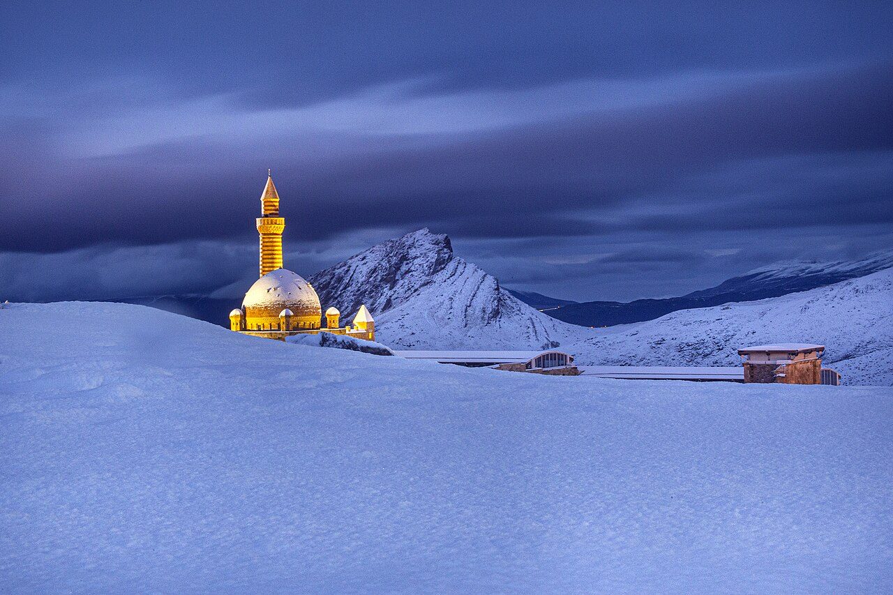 Ishak Pasha Palace