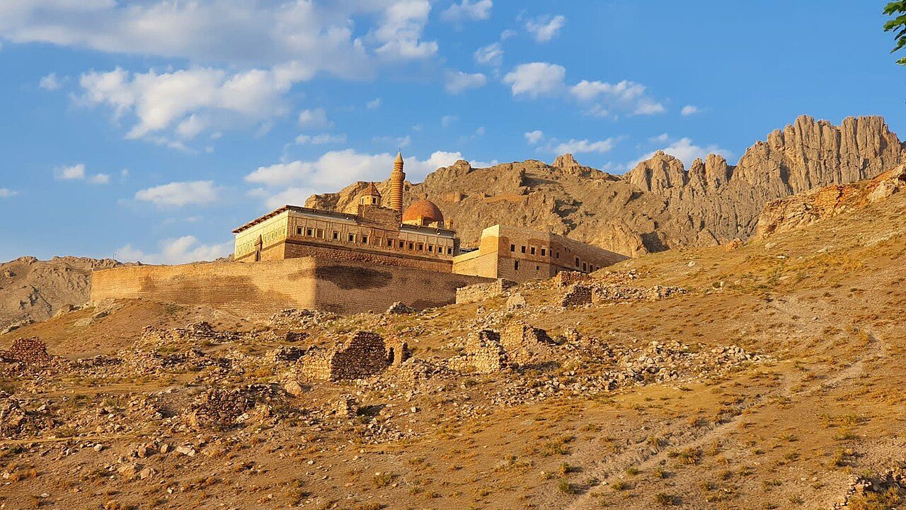 Ishak Pasha Palace