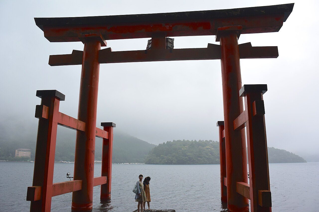 Hakone Shrine