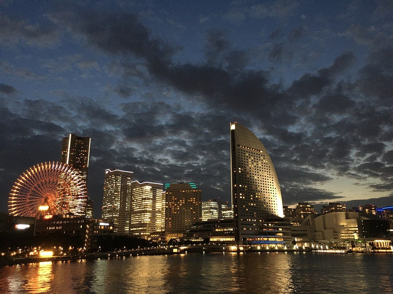 Minato Mirai 21