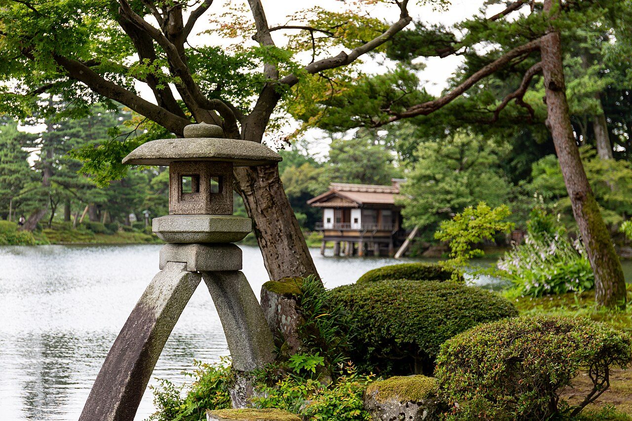 Kenroku-en