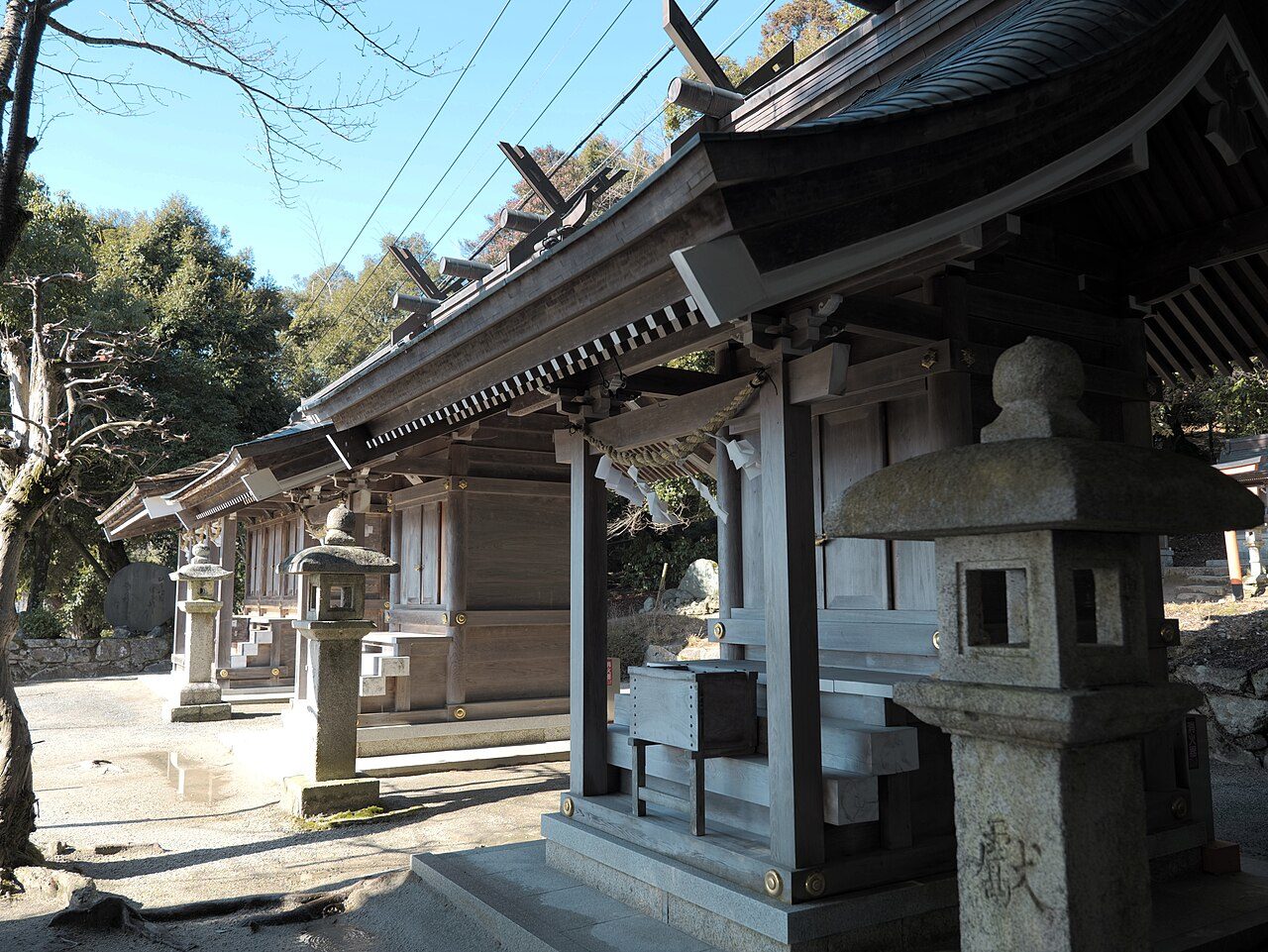 Shirahige Shrine