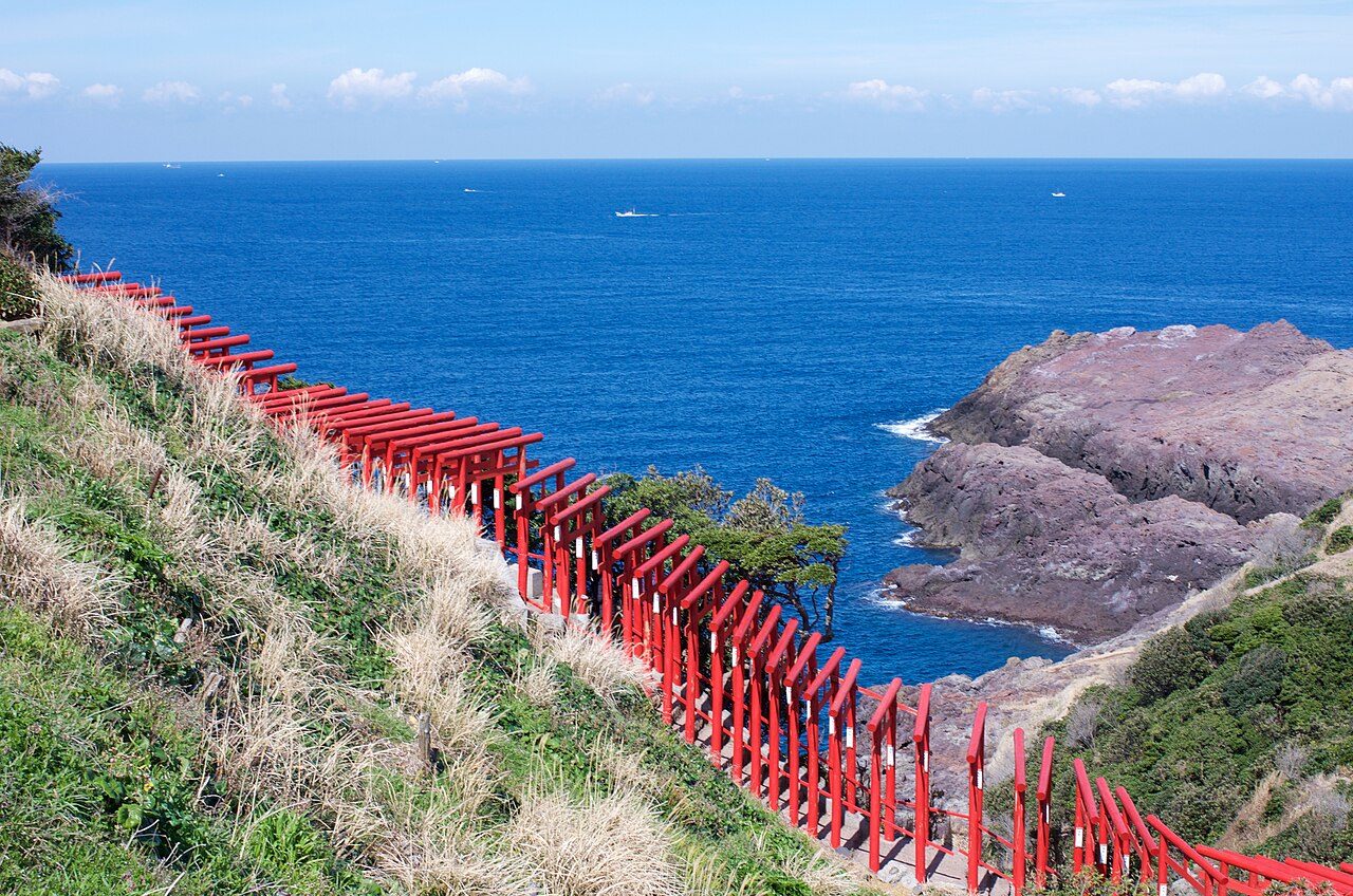 Motonosumi Shrine