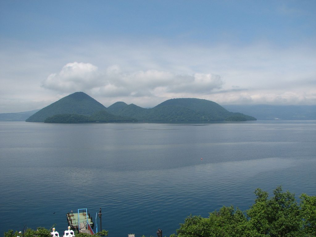 Lake Tōya