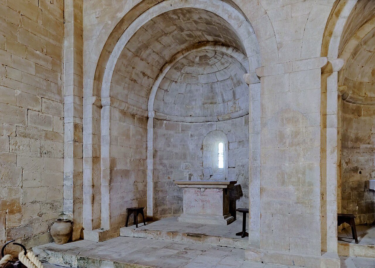 Sénanque Abbey