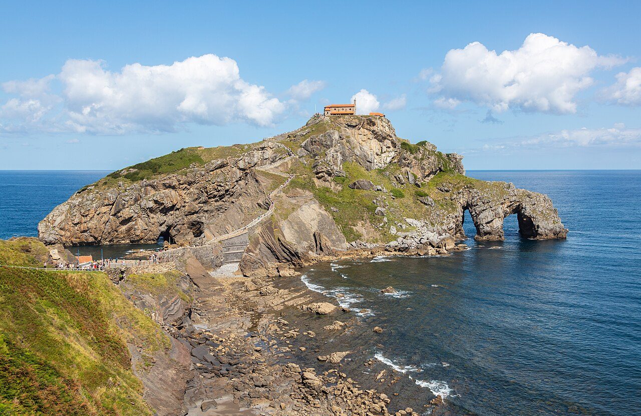 Northern Spain in 7 Days: Bilbao, San Sebastián, the Picos de Europa, Galicia and Santiago