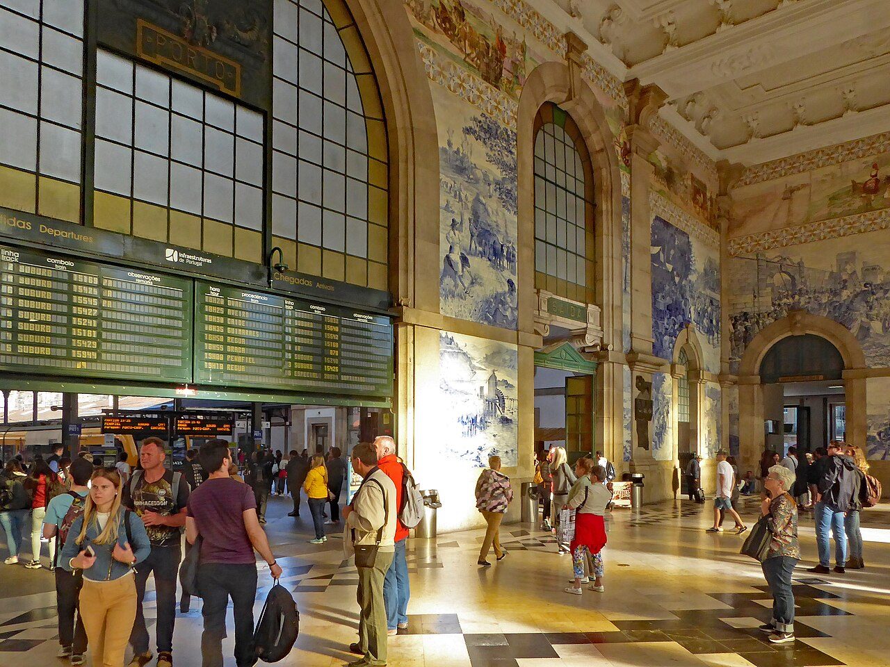 São Bento Station