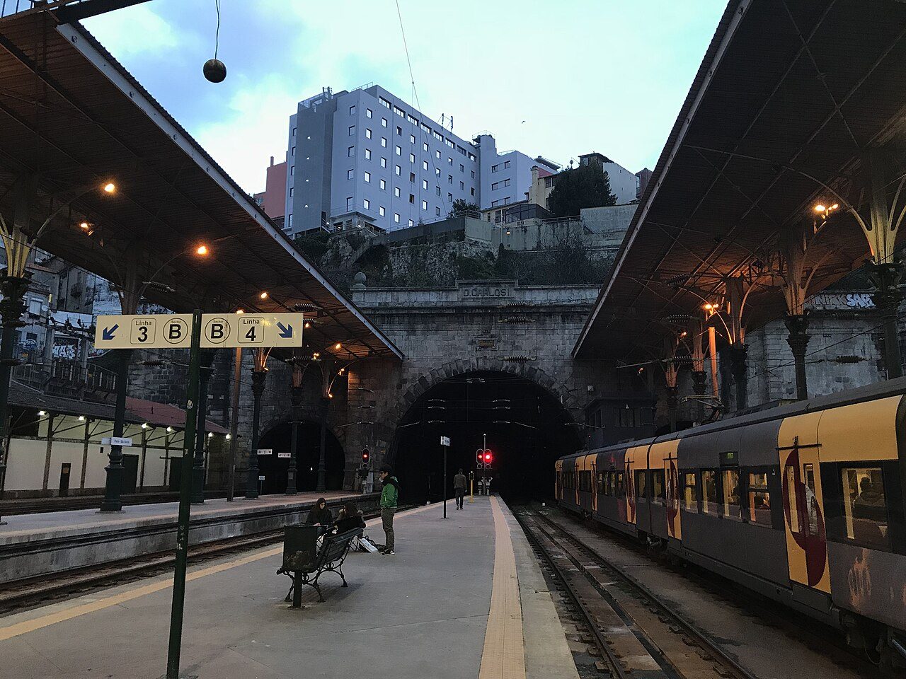 São Bento Station