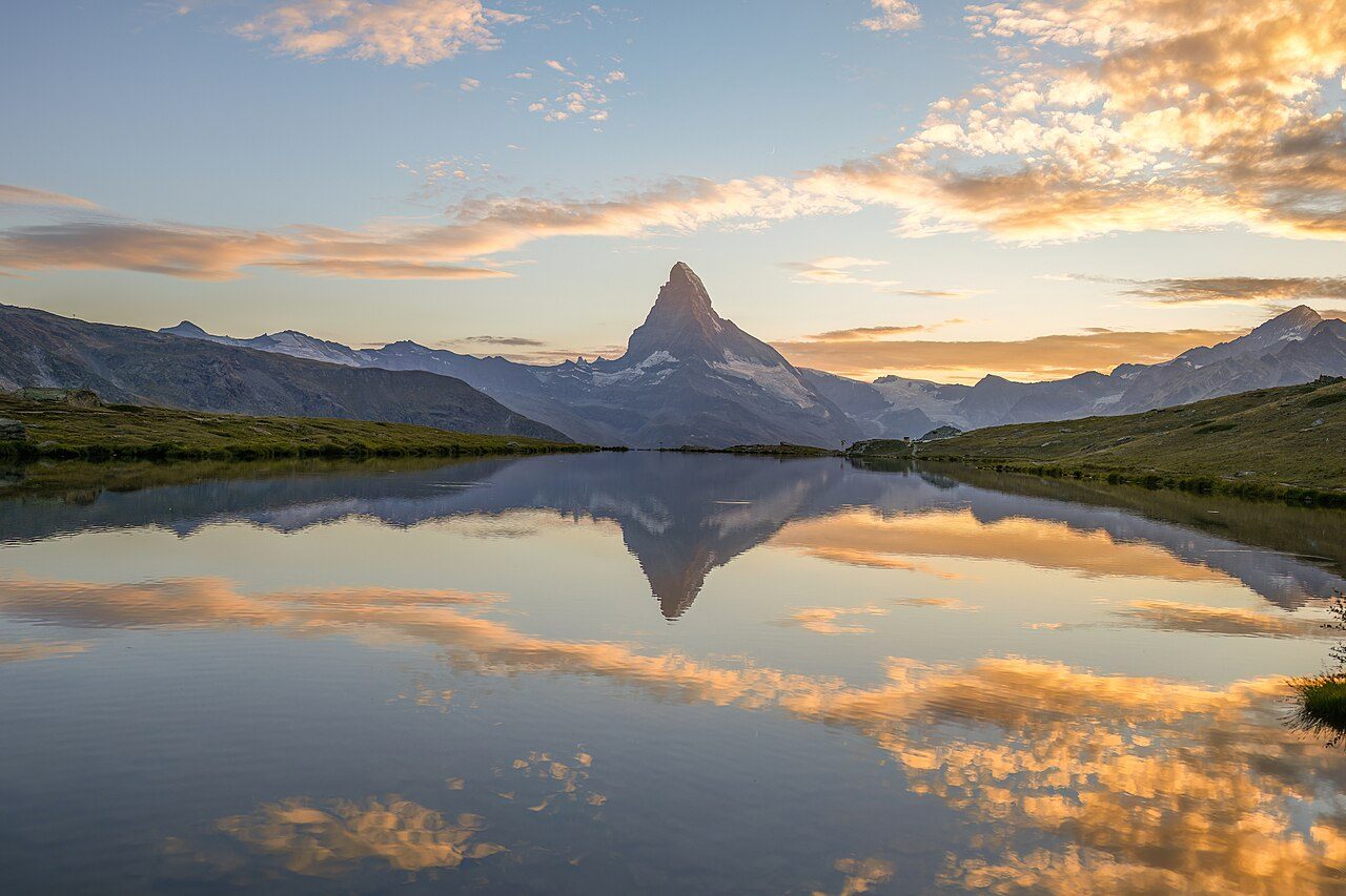 Switzerland in 9 Days: Zürich, the Rhine Falls, Lucerne, the Jungfrau, Zermatt, Montreux and Geneva