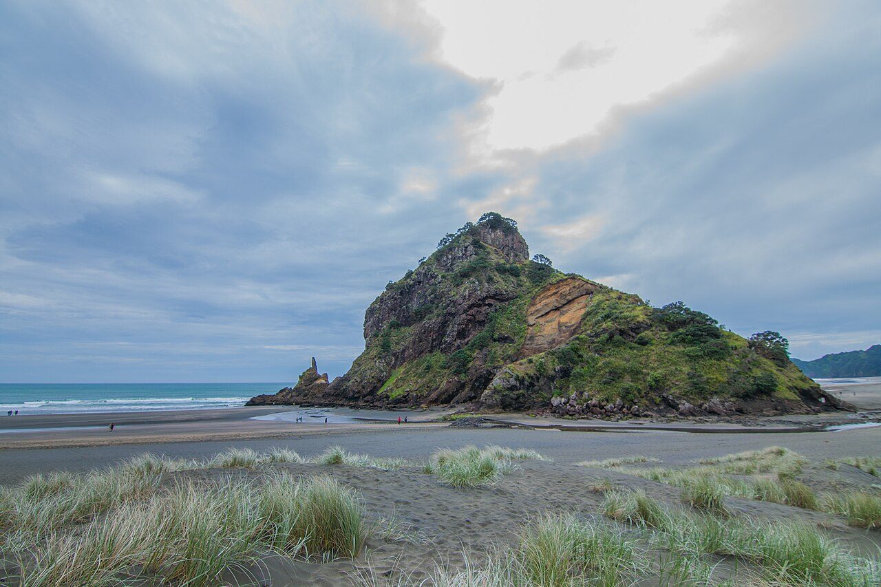 Piha Beach