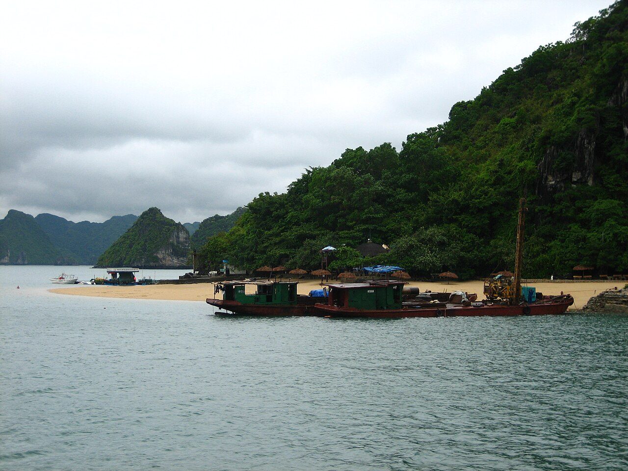 Ti Top Island