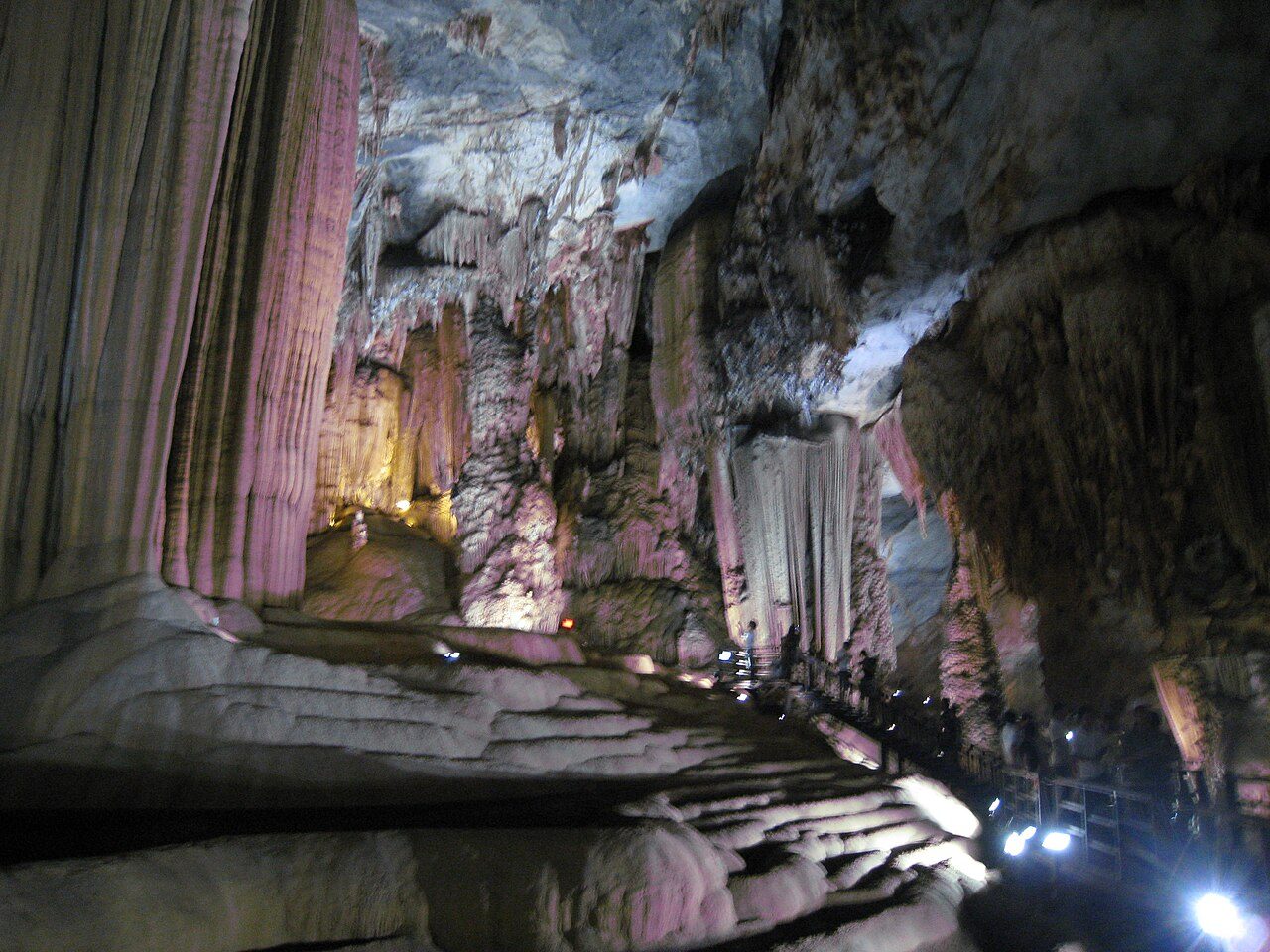 Paradise Cave