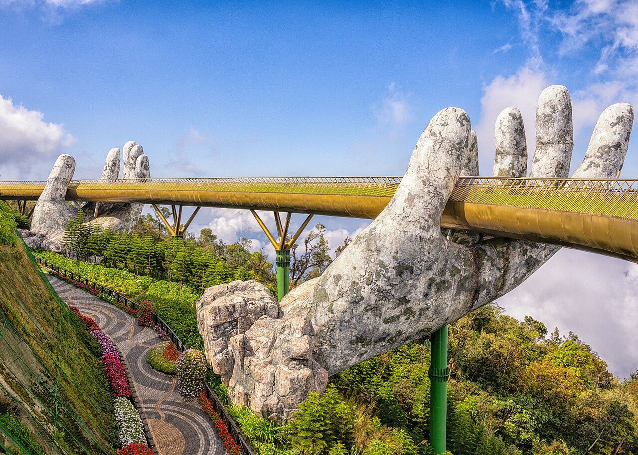Golden Bridge Ba Na Hills