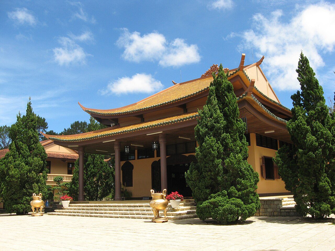 Truc Lam Monastery