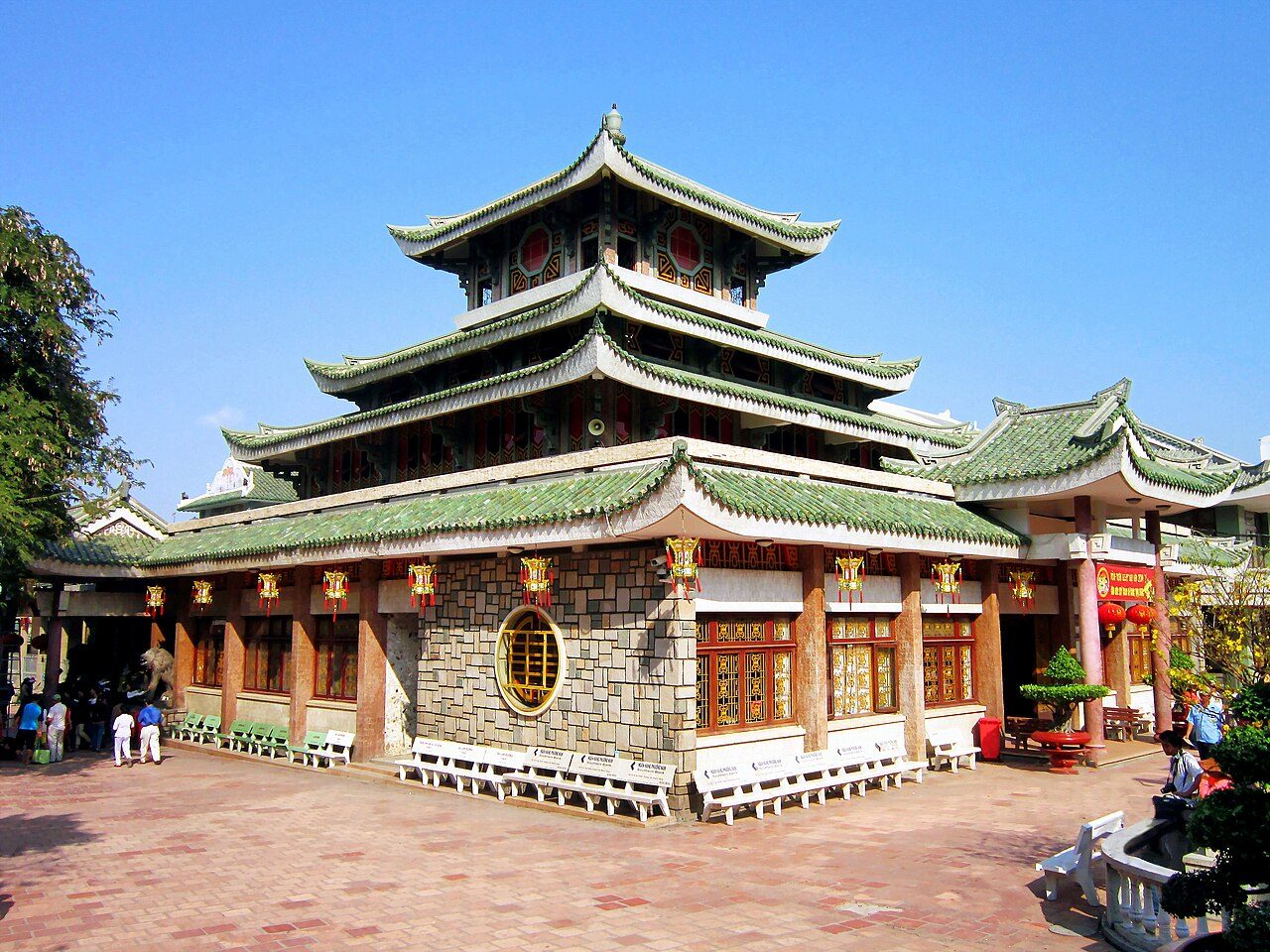 Ba Chua Xu Temple