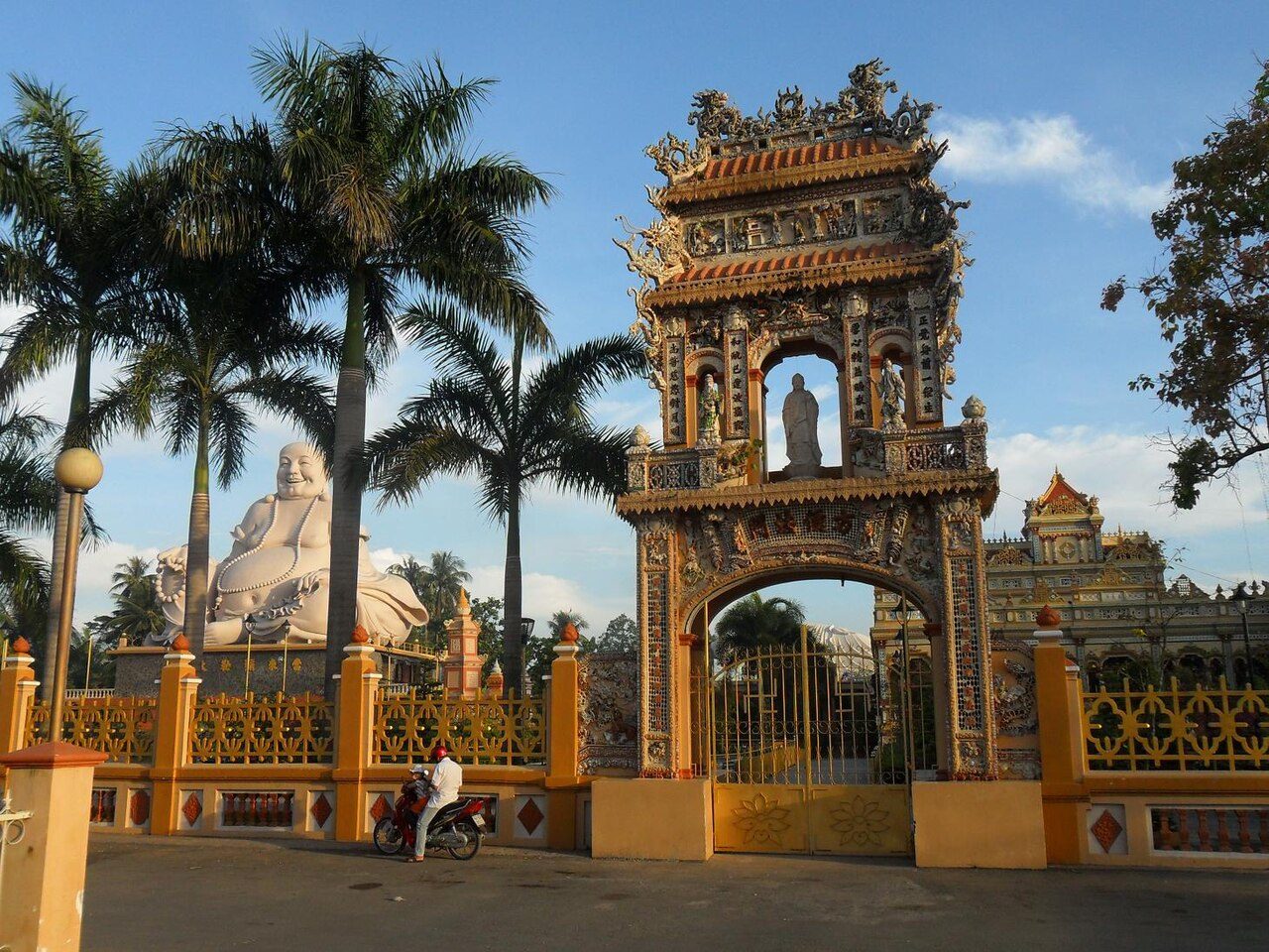 Vinh Trang Pagoda
