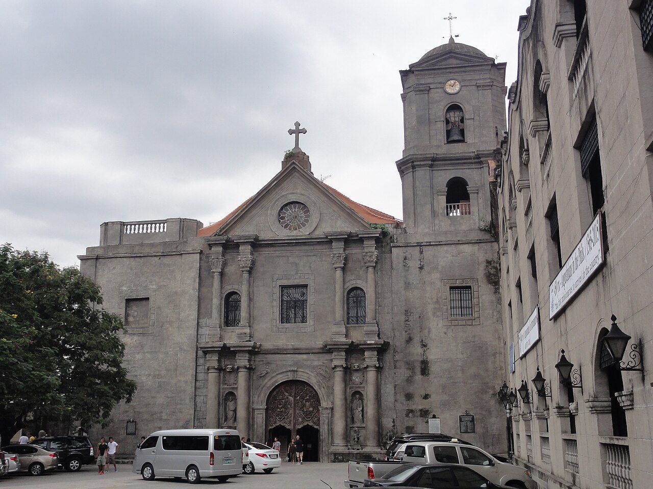 Manila and Around: Intramuros, Binondo, Taal, Rizal and the Bataan Memorial
