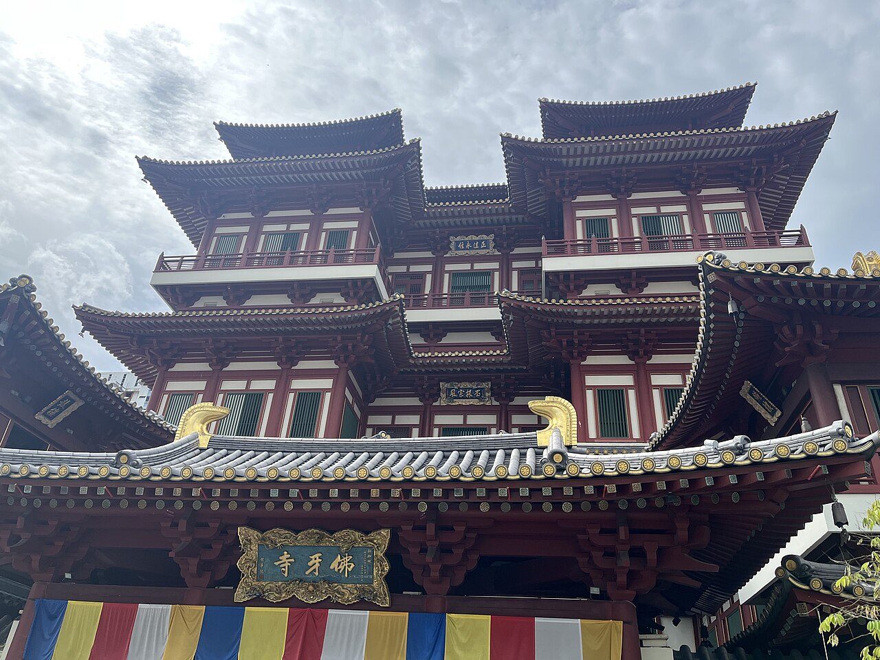 Buddha Tooth Relic Temple