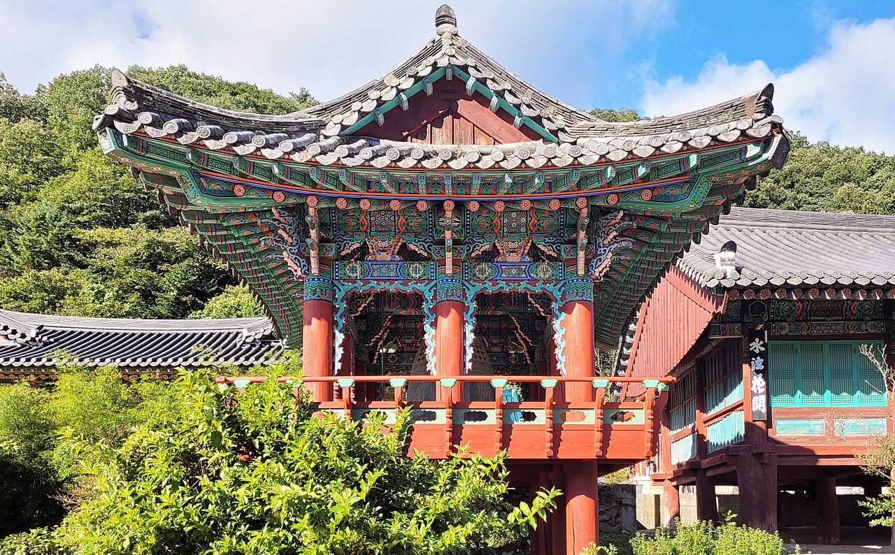 Korea's East Coast: Seoraksan, Naksansa and Gangneung