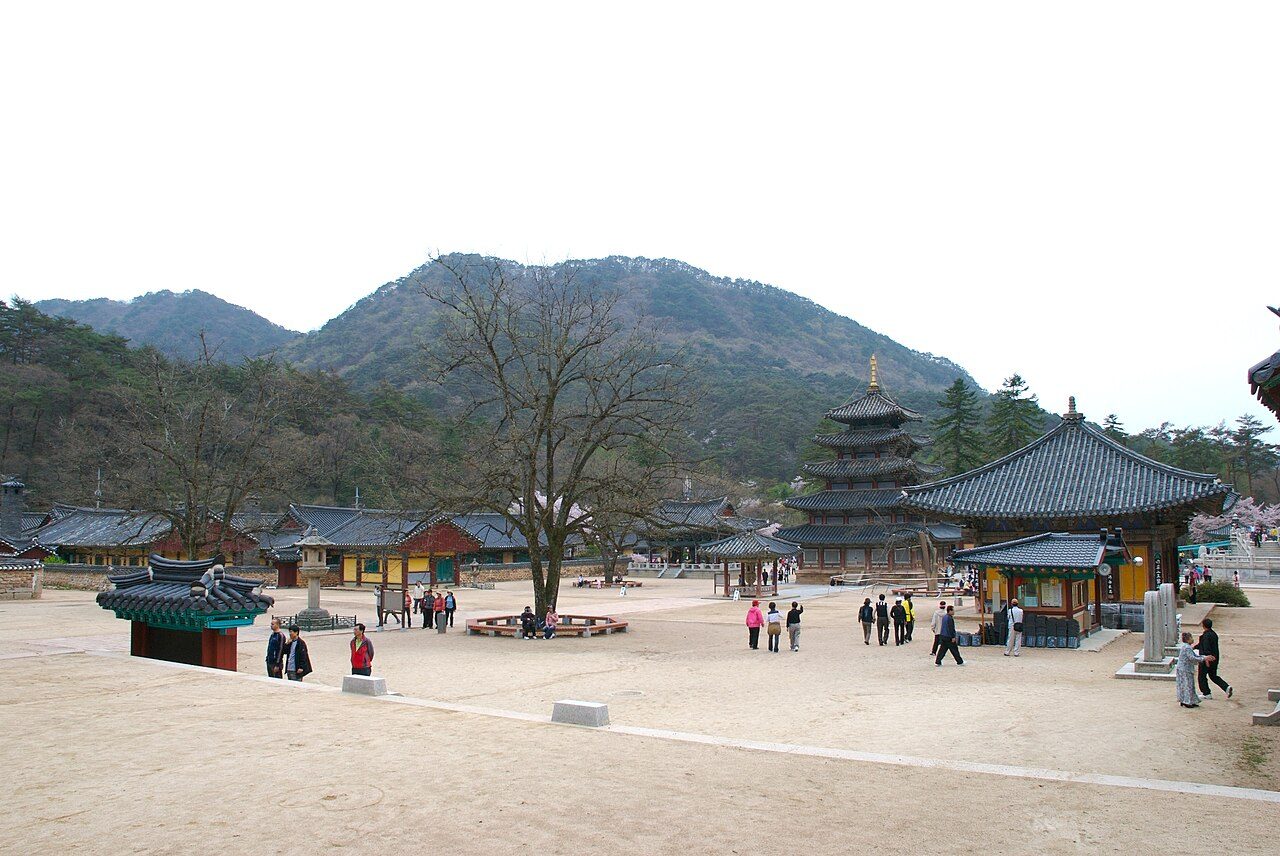 Beopjusa Temple